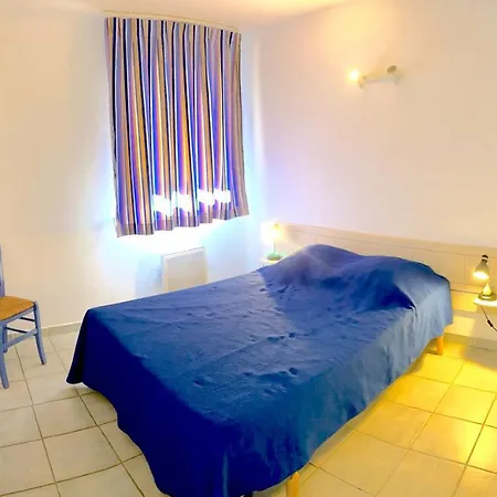 Avec Piscine A 5min De La Apartment